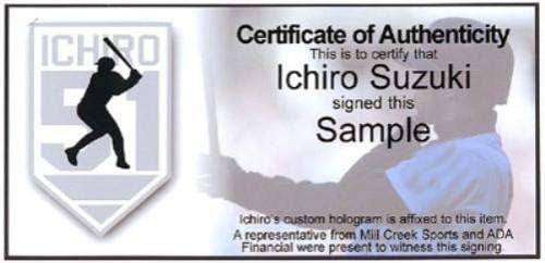Seattle Mariners Ichiro Suzuki AUTOGREMENT Framed White Majestic Jersey # 51 je Holo Stock # 209460 - autogramirani MLB dresovi
