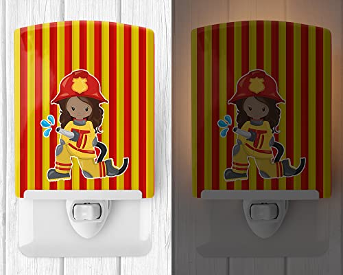 Caroline's Treasures BB7000CNL Fireman Girl keramičko noćno svjetlo, kompaktno, ul certificirano, idealno za spavaću sobu, kupatilo,