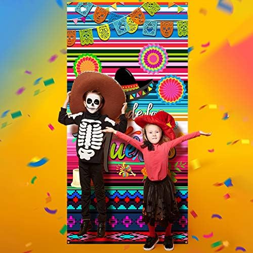 Dan mrtve dekorativne tkanine Dia de los Muertos potpisao s fotografijama poklopca vrata na vratima Meksička fiesta viseći lubanje navijača pozadina za Noć vještica u zatvorenom vanjskom danu mrtve stranke, 6 x 3 stopa